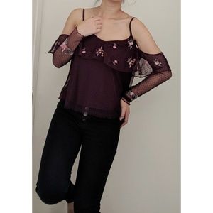 American Eagle Cold Shoulder Top